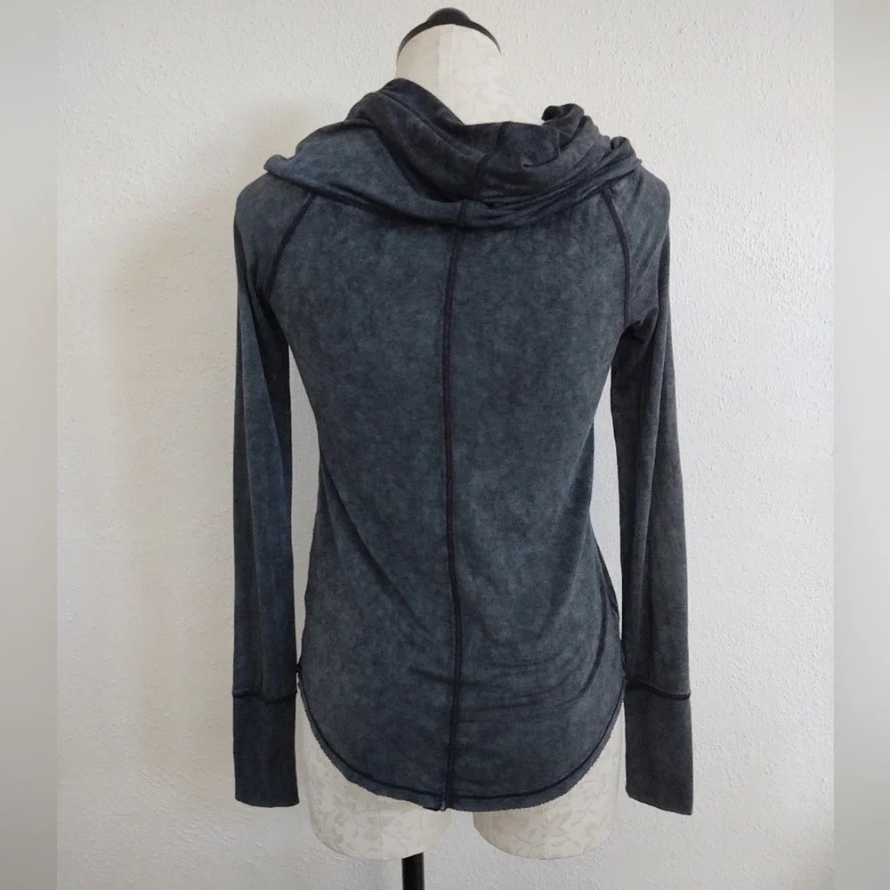 Free People We The Free Cosmo Cowl Neck Top Long Sleeve Gray Size XS - Picture 5 of 11